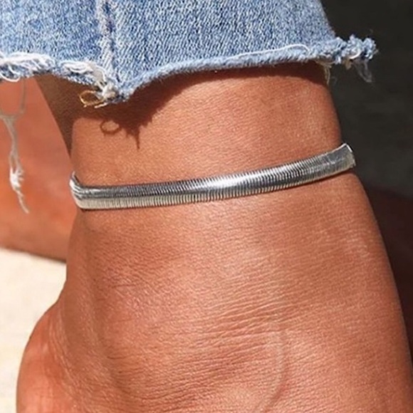 Jewelry - 💜10/$25💜NEW Thick Flat Snake Chain Anklet